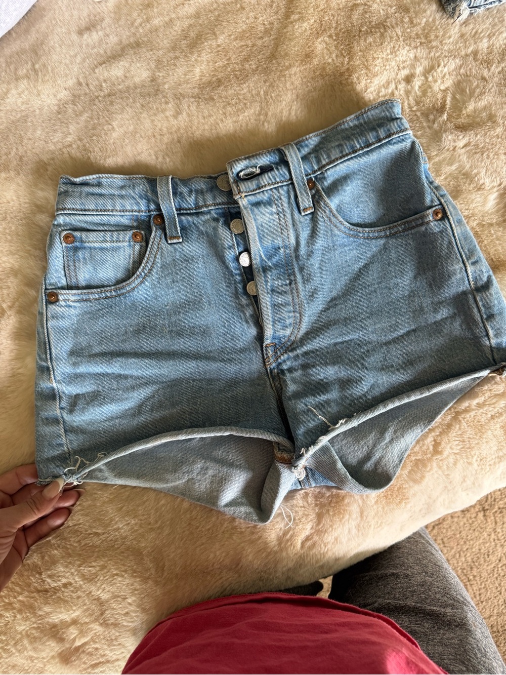 LEVI - 501 Light Blue Denim Button-Fly Women’s Shorts